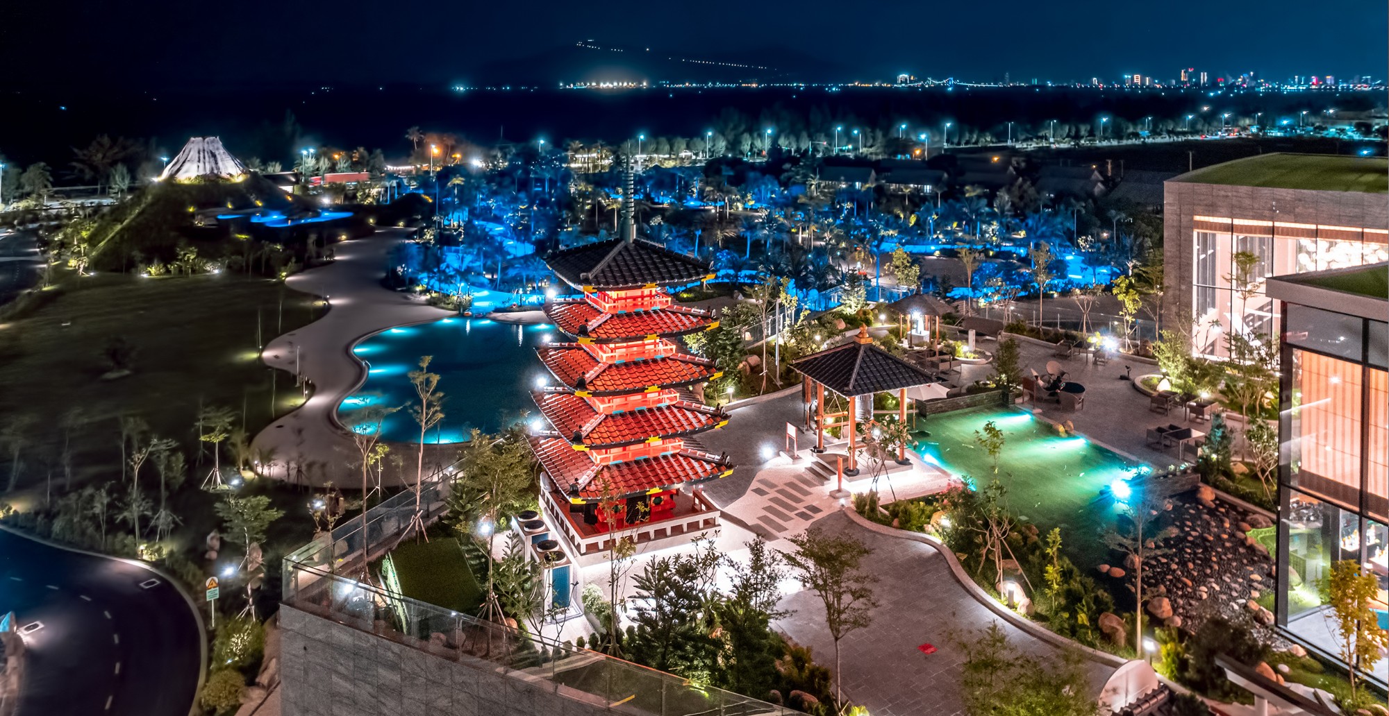 Mikazuki-Japanese-Resorts-Spa-ivivu