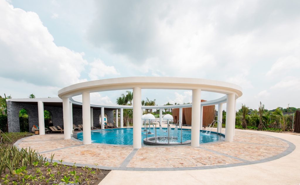 German Spa phong cách Đức tại Minera Hot Springs Bình Châu