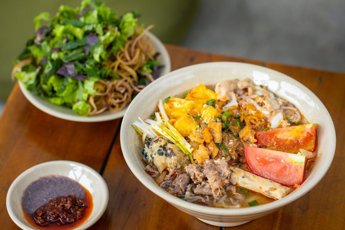 Bún riêu đậm vị món ăn chiều Hà Nội