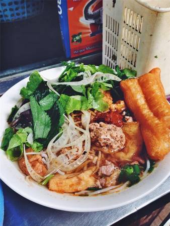 Xôi rán Hàng Điếu món ăn Hà Nội