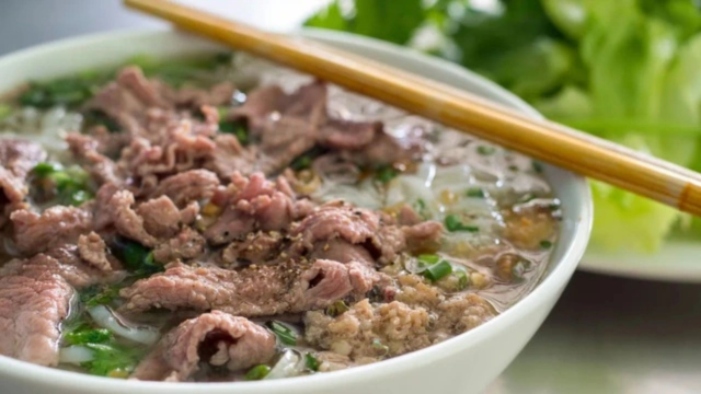 Phở bò. Ảnh: CNN