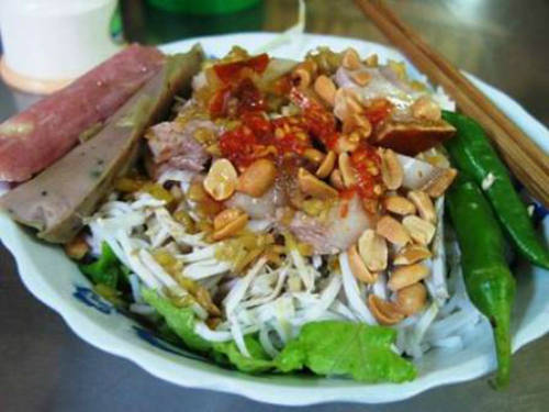 Bún mắm món ăn đường phố Đà Nẵng