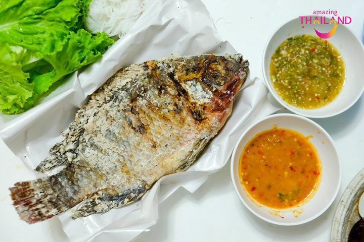 Cá nướng muối Pla Pao