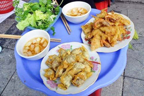 Bánh tôm há cảo chiên số 55 Hàng Bồ - món ăn ngon Hà Nội