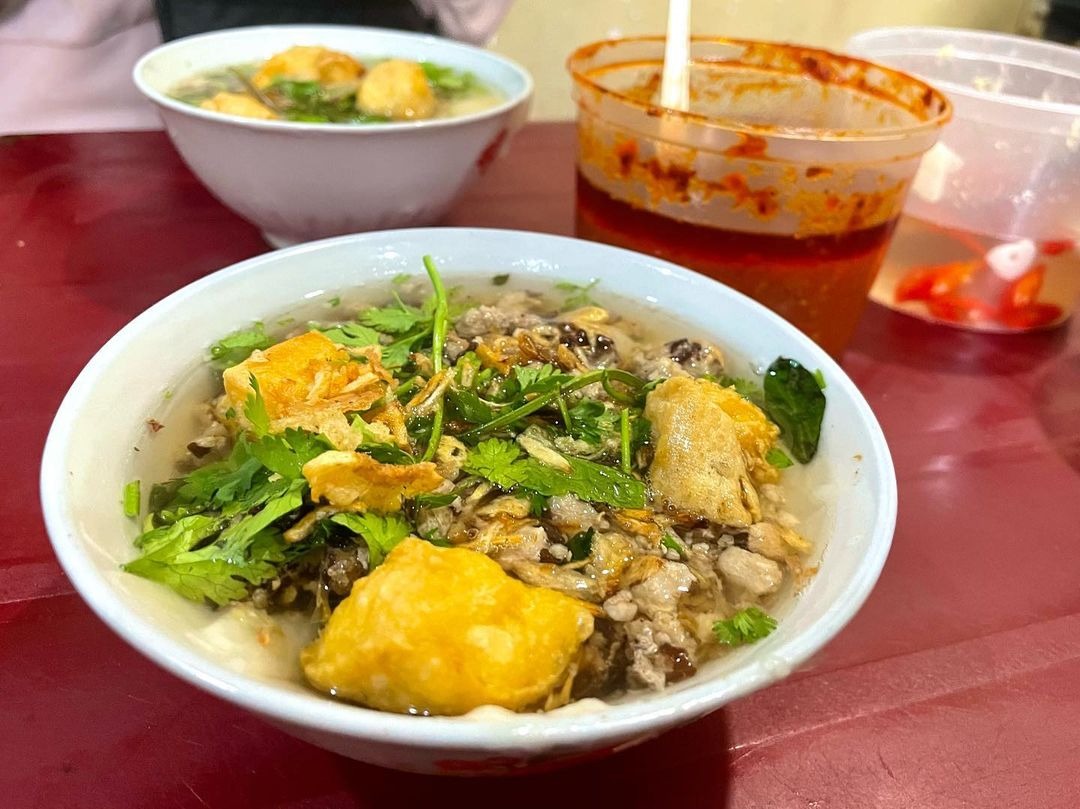 Bánh đúc nóng Hà Nội - món ăn ngon Hà Nội