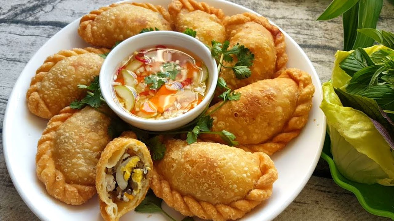 Bánh gối Hà Nội - món ăn ngon Hà Nội
