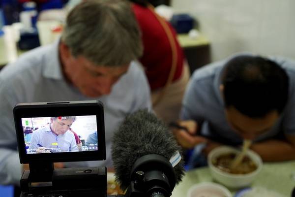 Bún chả Hương Liên thu hút khách sau khi Obama ghé thăm