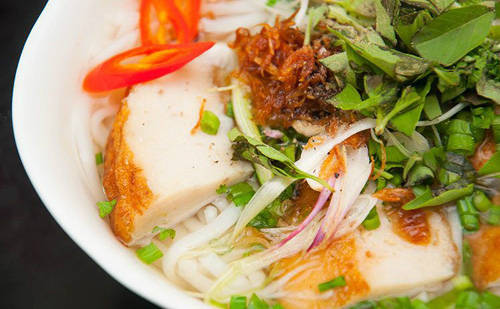 Món ngon Bình Định bánh canh chả cá Quy Nhơn