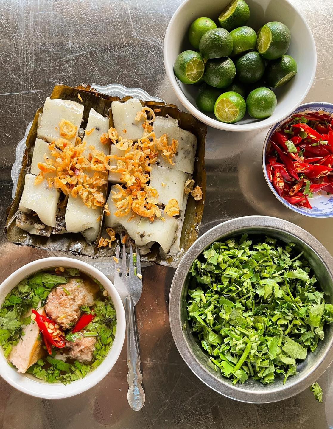 Giá bể và bánh khọt Chợ Cát Bi