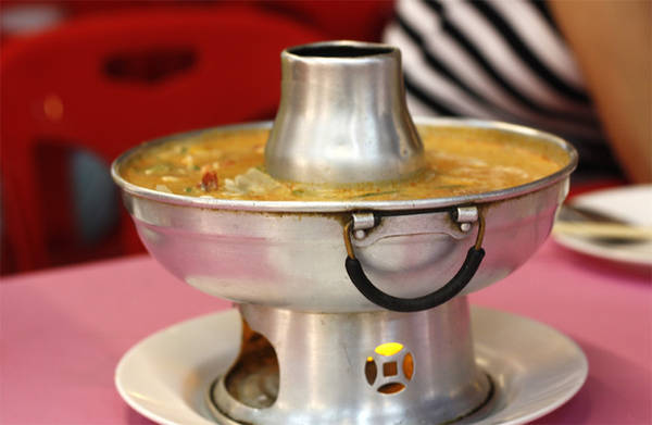 Món ngon Thái Lan - Cũng như người Việt, món canh thường xuất hiện trong các bữa ăn của người Thái.
