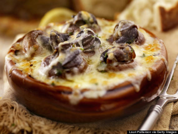Ốc sên nướng bơ tỏi Escargot tinh tế của Pháp