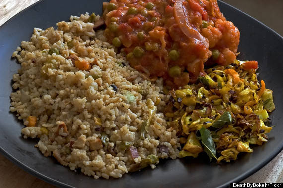 Cơm Pulao Ấn Độ với hương thơm thảo mộc đặc trưng