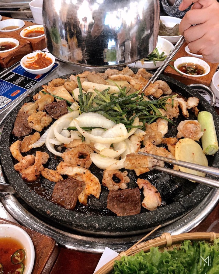 Lòng nướng đá kiểu Hàn món ngon từ lòng