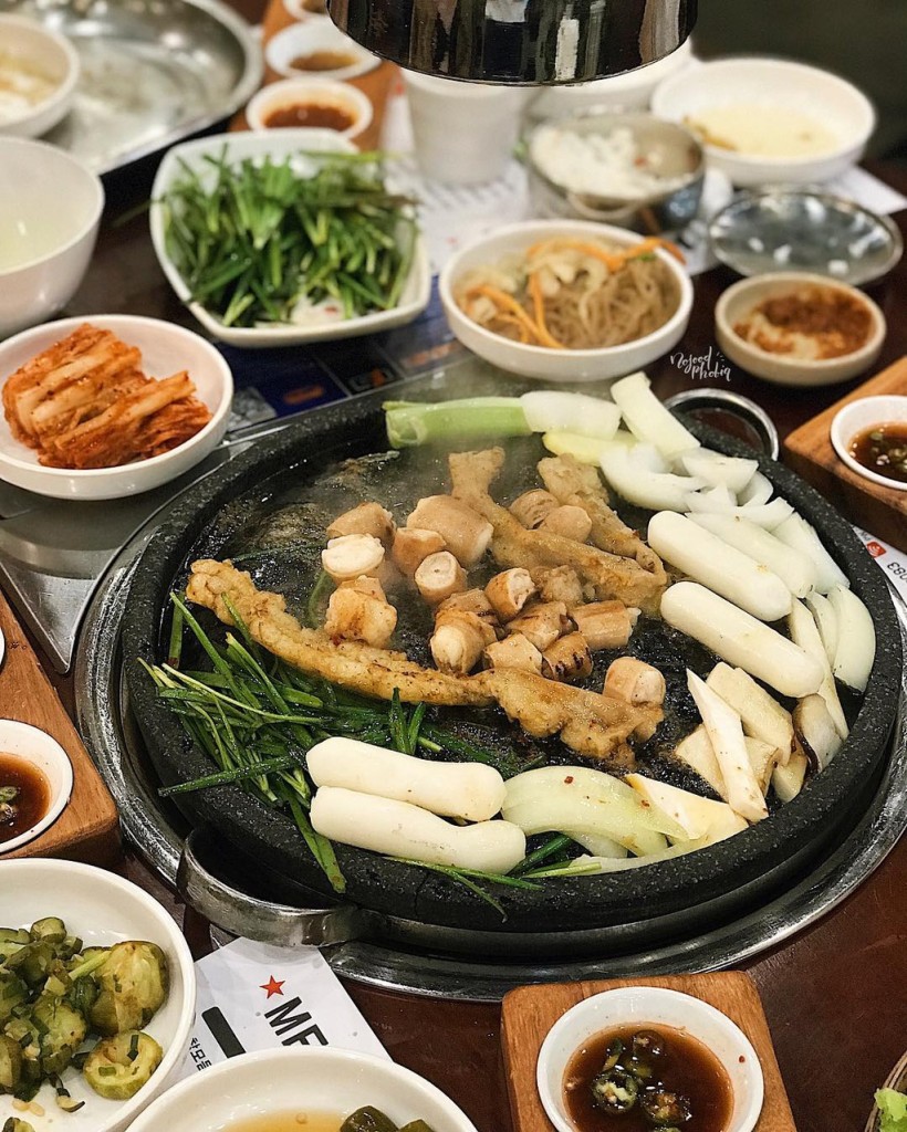 Lòng nướng đá kiểu Hàn món ngon từ lòng