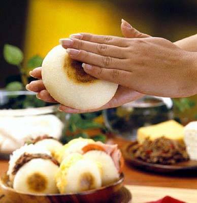 Bánh Roscome món ăn Colombia