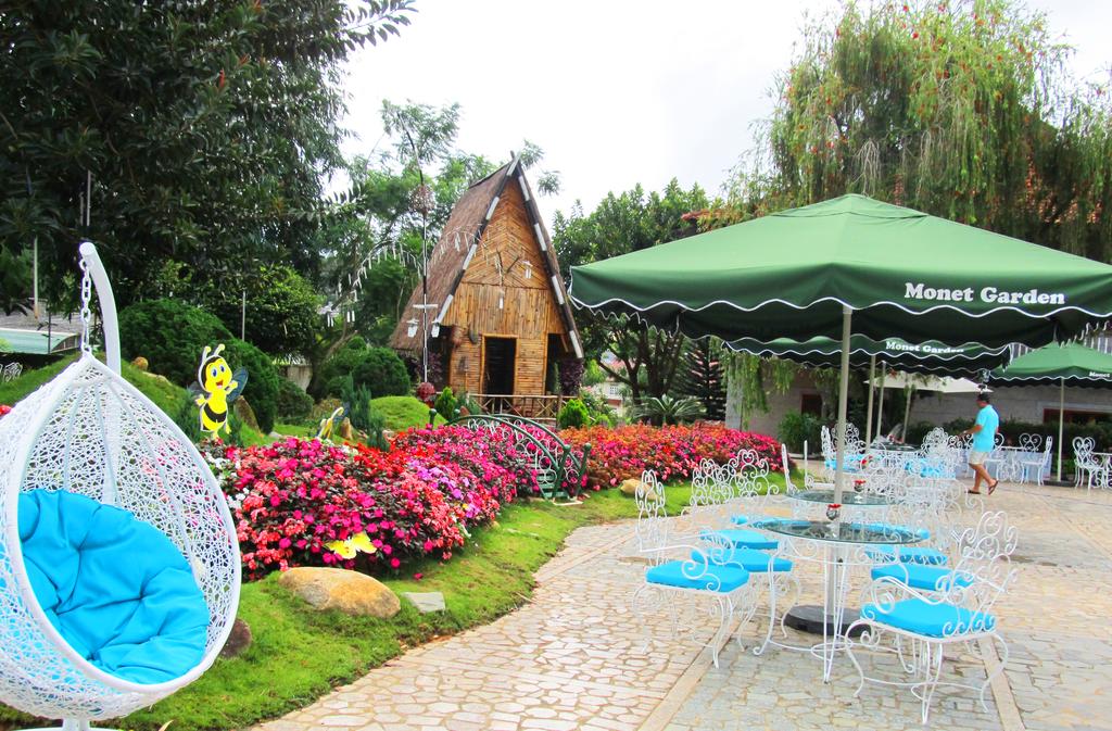 Monet-Garden-Da-Lat-ivivu-2