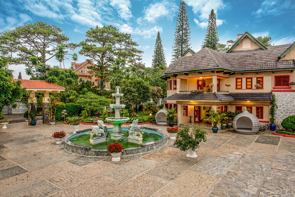 Monet-Garden-Da-Lat-ivivu-4
