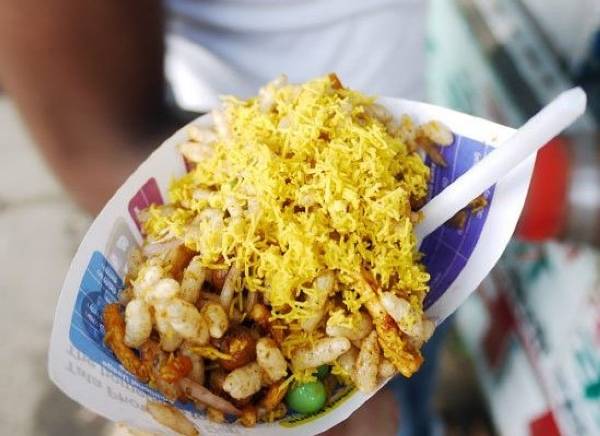 Bhel Puri - Món ăn nhẹ đầy màu sắc tại Mumbai