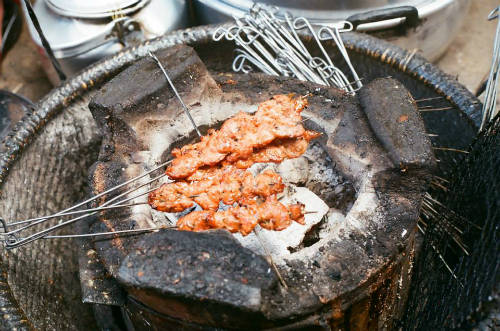 Thịt và hải sản nướng - đặc sản ẩm thực Đà Lạt