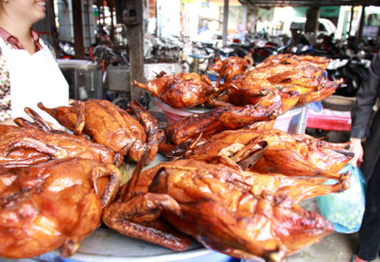 Vịt quay Lạng Sơn nức tiếng khắp nơi