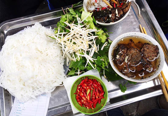 Bún chả Hà Nội món ăn đặc trưng thủ đô