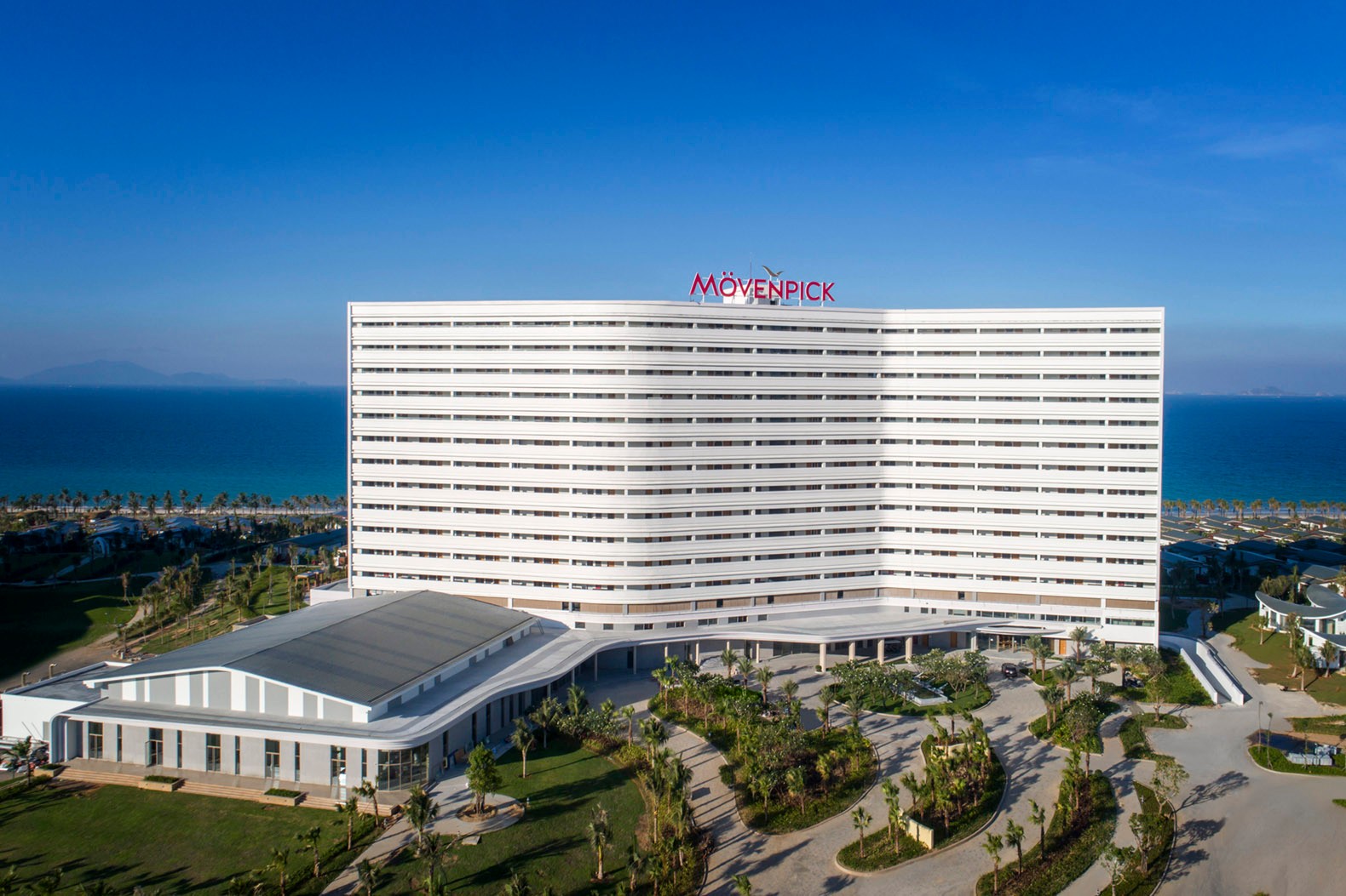 Khu nghỉ dưỡng Movenpick Cam Ranh đẳng cấp 5 sao tại Bãi Dài