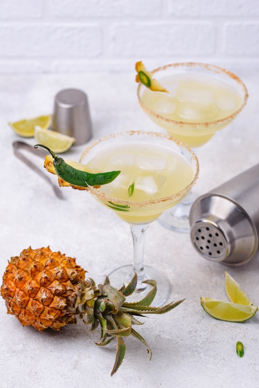 Cocktail độc đáo được pha chế tỉ mỉ tại Movenpick Cam Ranh
