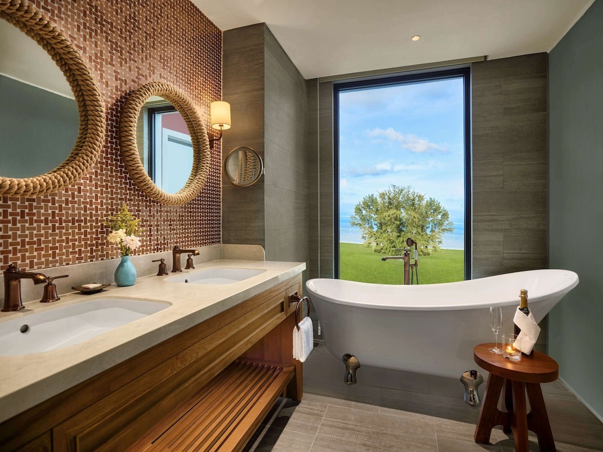 Movenpick-Phan-Thiết-ivivu-6