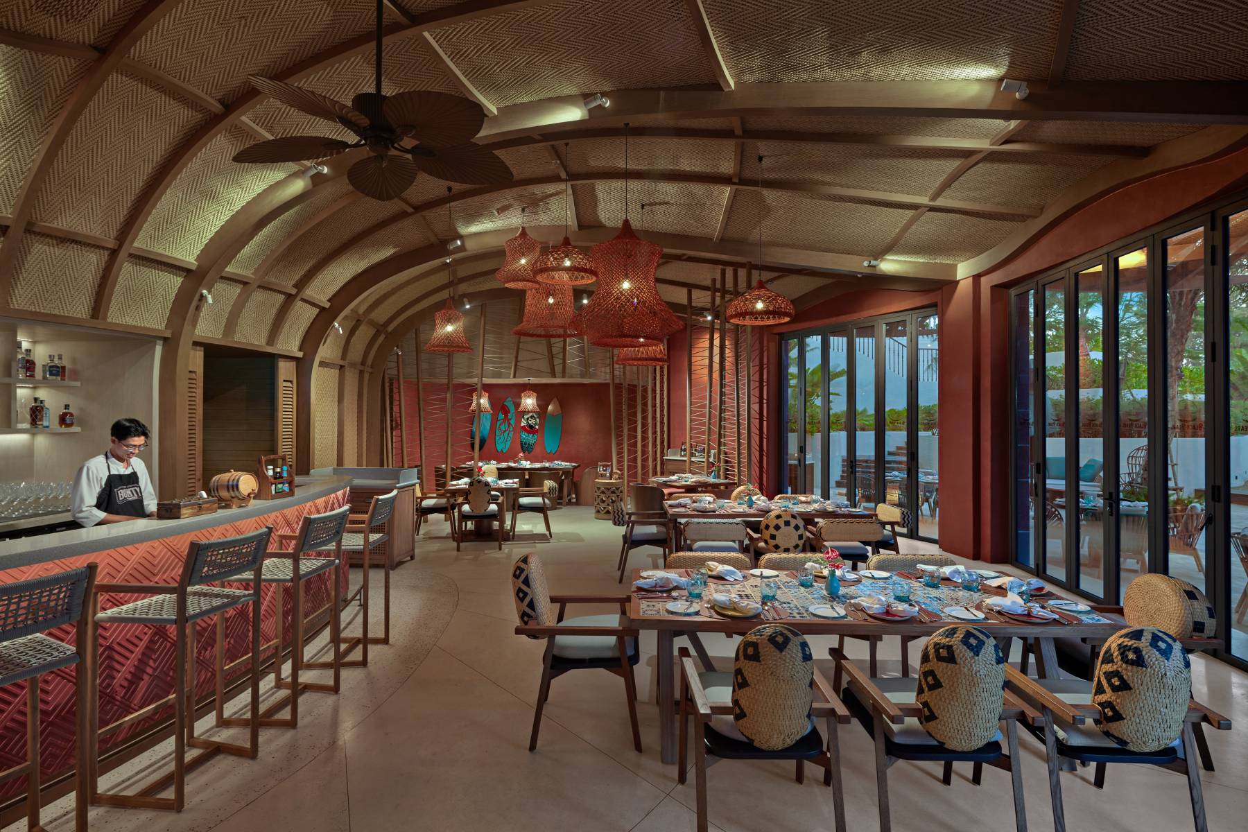 Nhà hàng Black Pearl tại Movenpick Phan Thiết