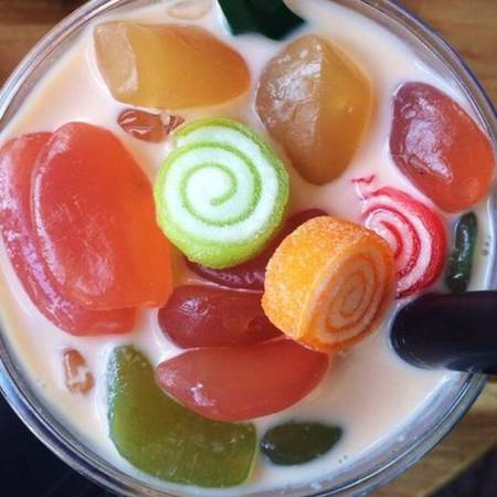 Mỗi màu sắc là một vị riêng biệt. Ảnh: lozi.vn