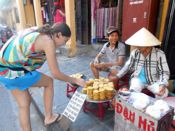 Bánh khoai nướng từ khoai lang mùa khoai lang Quảng Nam