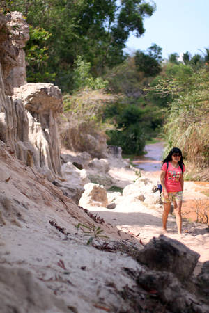 Đường vào suối Hồng Phan Thiết