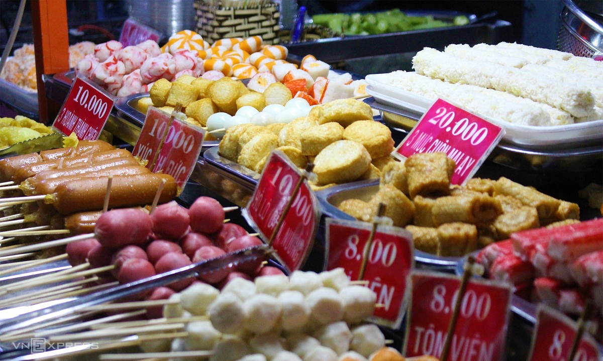 Những món ăn tại chợ Hồ Thị Kỷ