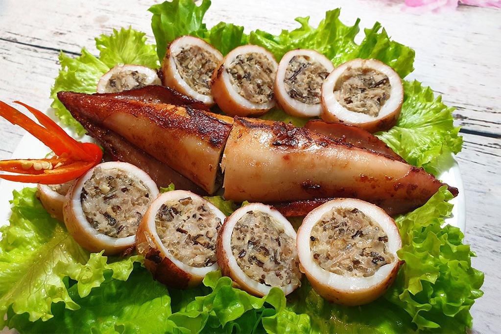 Mực dồn thịt chiên giòn thành phẩm hấp dẫn