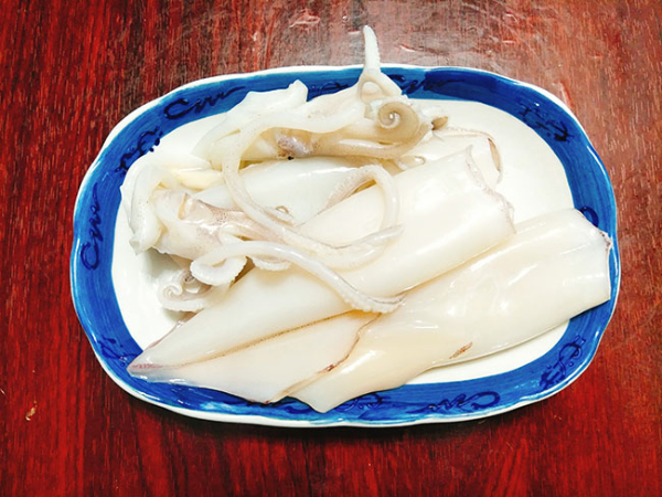 muc-nhoi-thit-sot-ca-mon-ngon-nhat-dinh-phai-thu-ivivu-1