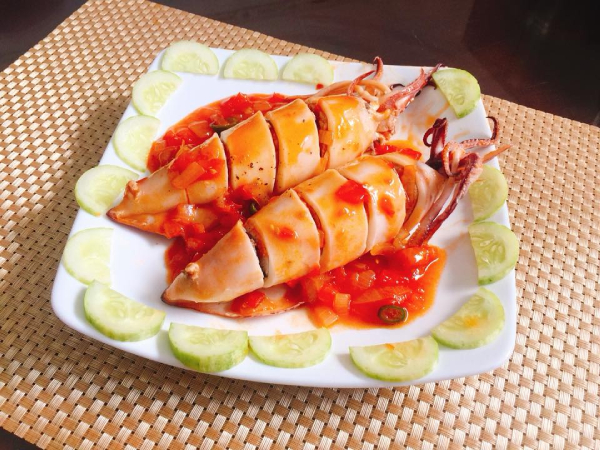 muc-nhoi-thit-sot-ca-mon-ngon-nhat-dinh-phai-thu-ivivu-3