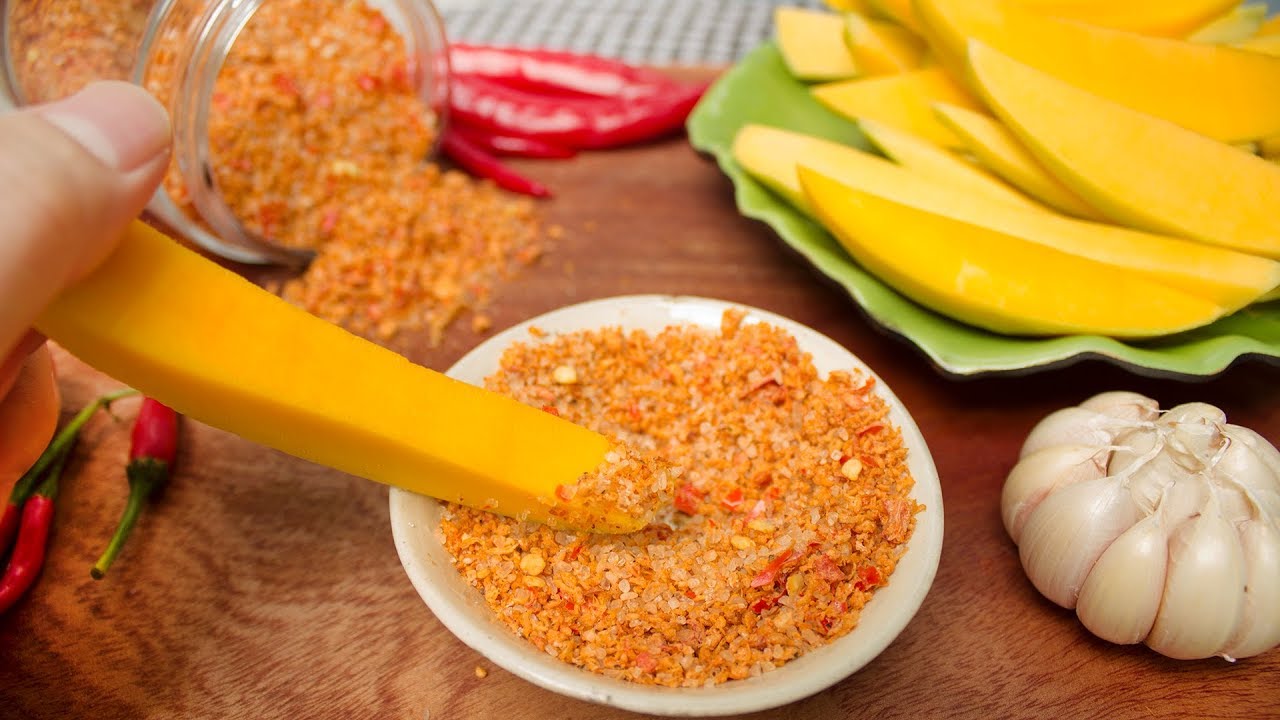 Muối tôm Tây Ninh ăn cùng trái cây