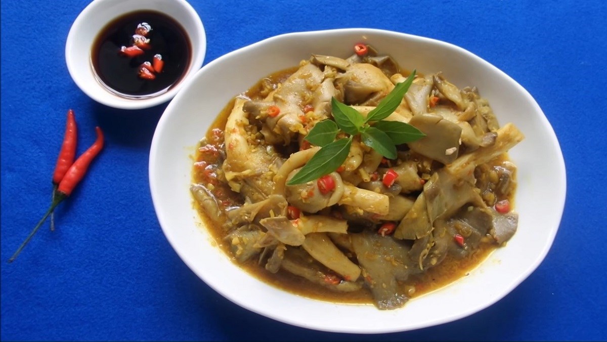 Nấm bào ngư xào sả ớt thơm ngon