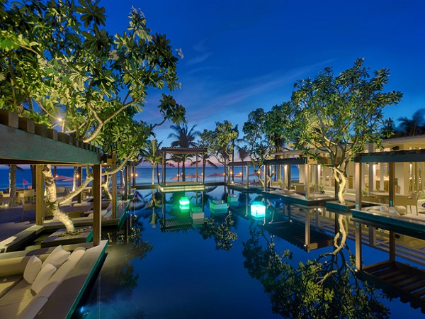 Ẩm thực châu Âu tại Naman Retreat Đà Nẵng: Du khách có thể chọn B-Lounge để thưởng thức các món ăn cầu kỳ từ nhiều nước châu Âu.