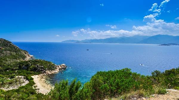 Khám phá đảo Bình Ba khi đi du lịch Cam Ranh