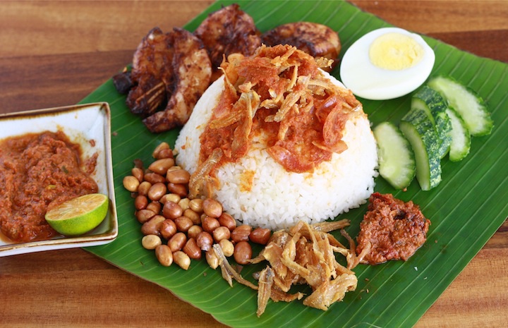 Nasi-Lemak-ivivu-1