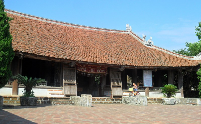 Đình Mông Phụ ở Đường Lâm. Ảnh: Đinh Luyện