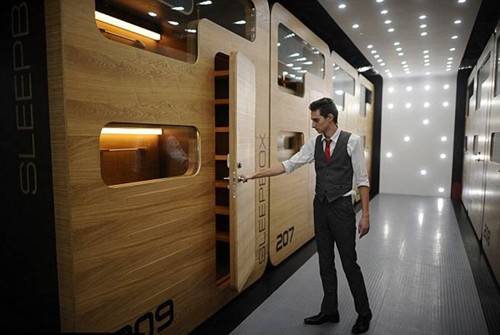 Bên trong cabin buồng ngủ hiện đại Sleepbox tại Nga