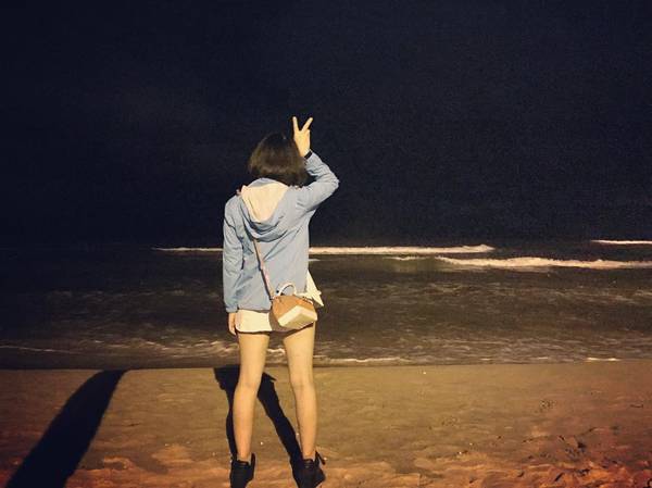 Bãi biển Mỹ Khê về đêm - trải nghiệm đêm Đà Nẵng