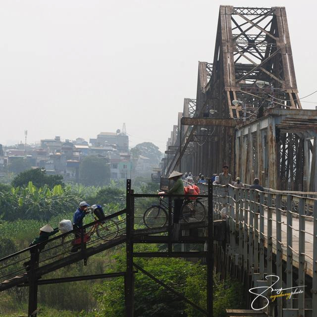 Hoàng hôn cầu Long Biên cổ nhất Hà Nội