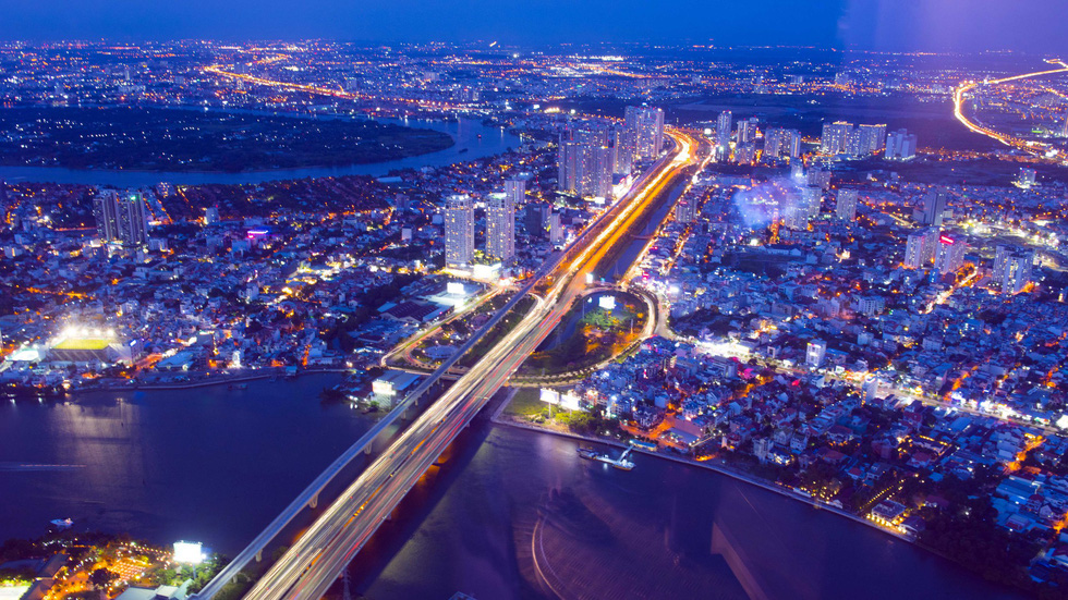 Hoàng hôn Sài Gòn nhìn từ Landmark 81 Skyview