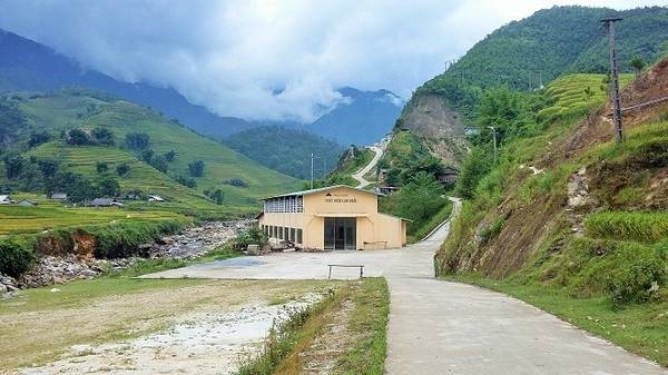 Du lịch Sapa tháng 9 - Thủy điện cung cấp điện cho dân bản