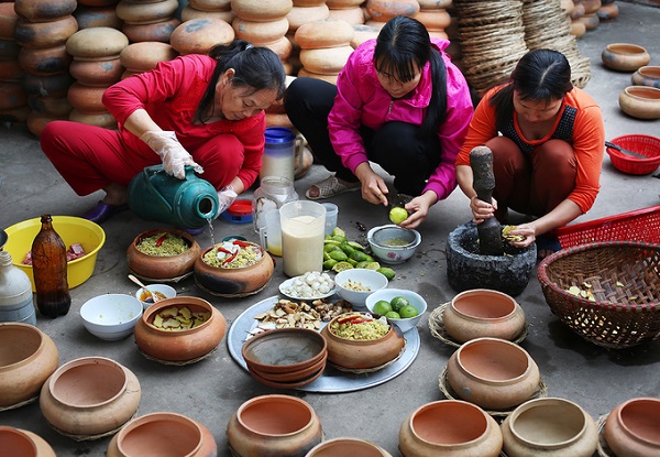 Bí quyết riêng của từng nhà làm cá kho Vũ Đại