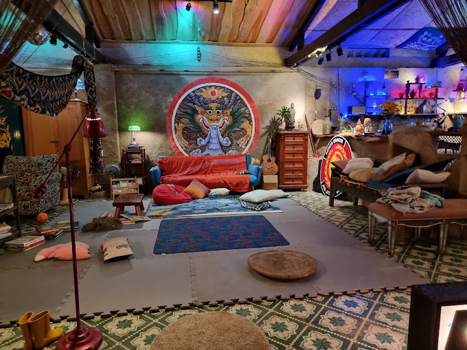 Chăm Chỉ Club