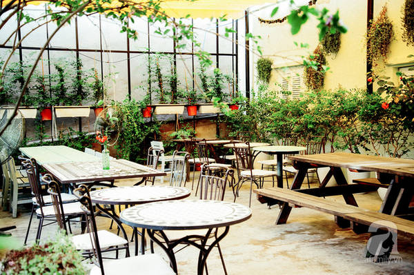 nghi-2-9-neu-khong-di-dau-xa-check-list-cac-quan-cafe-cuc-xinh-nay-o-ha-noi-cung-du-da-roi-ivivu-2